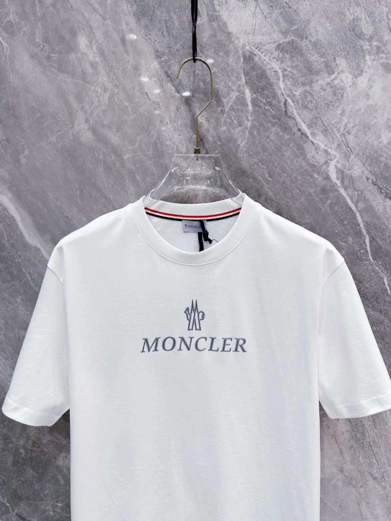 WellDesigned Moncler T-Shirts 140070