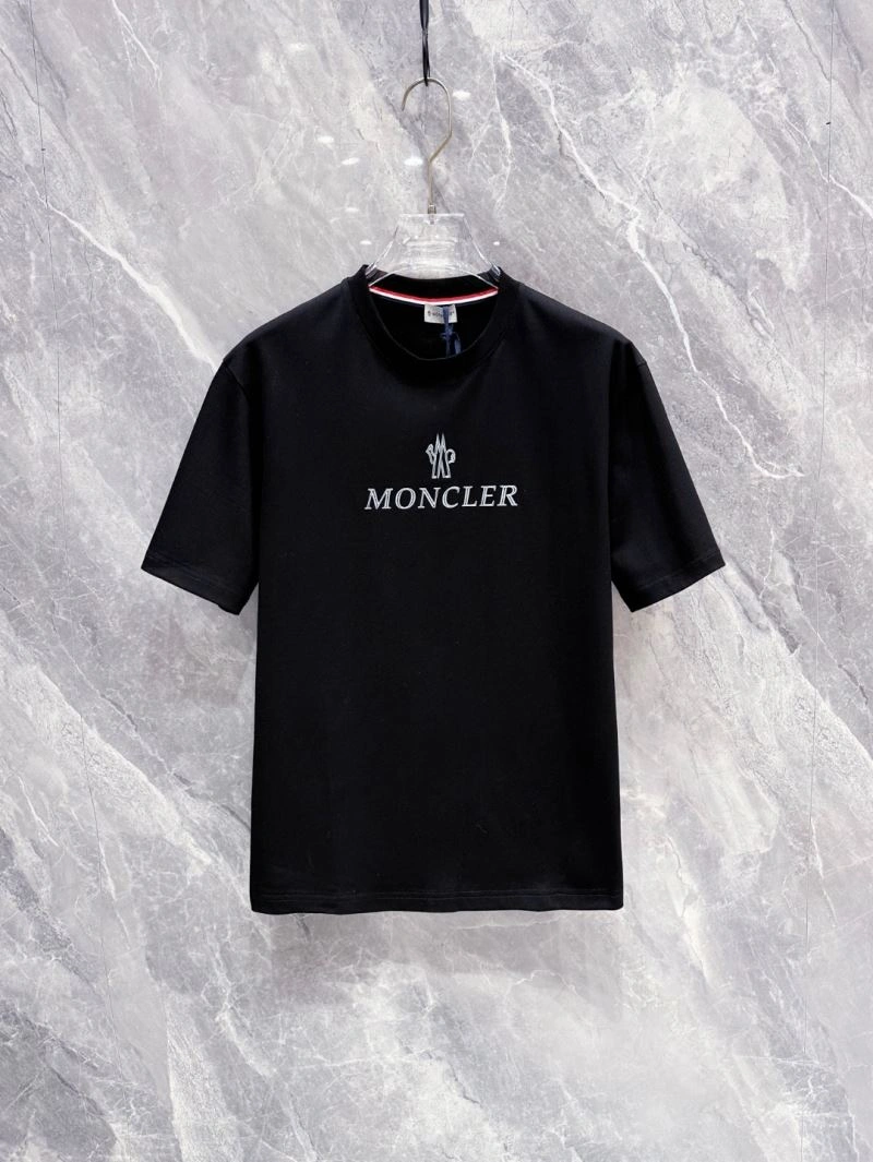 Cozy Moncler T-Shirts 140073