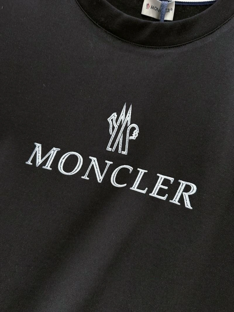 Cozy Moncler T-Shirts 140073
