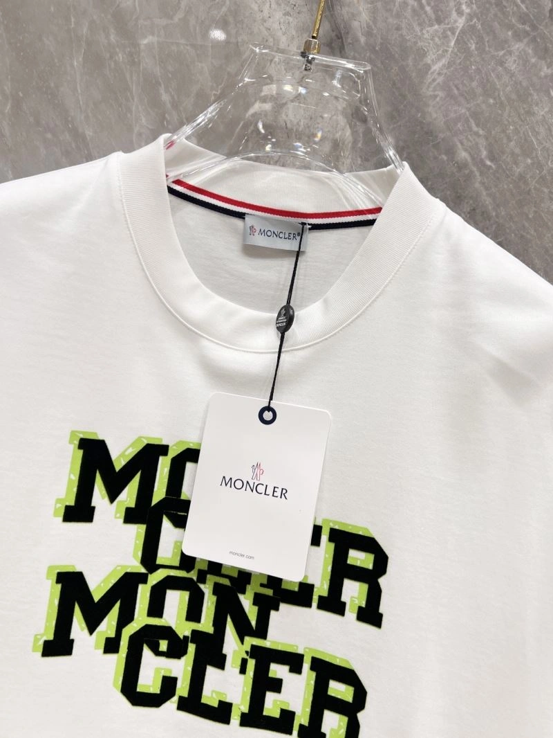 Moncler T-Shirts Lightweight 140069