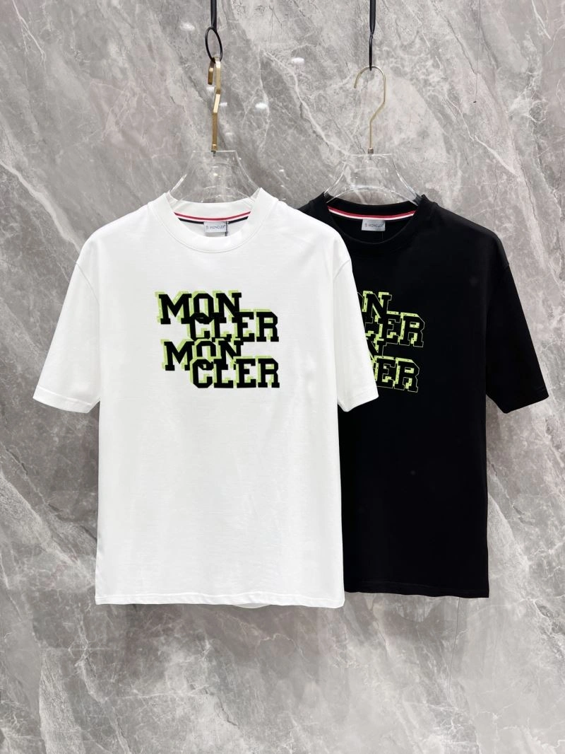 Moncler T-Shirts Lightweight 140069