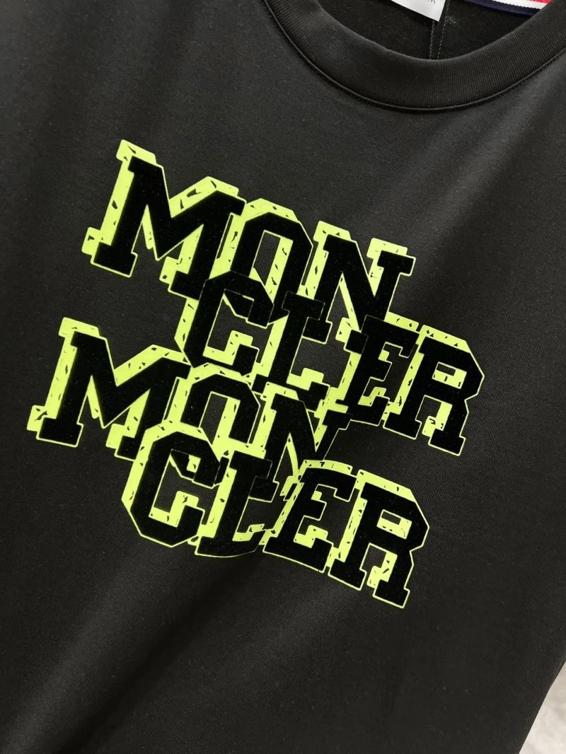 Moncler T-Shirts Thermal 140065