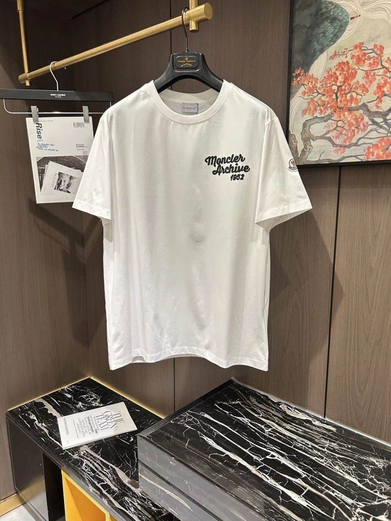 Moncler T-Shirts EyeCatching 140063
