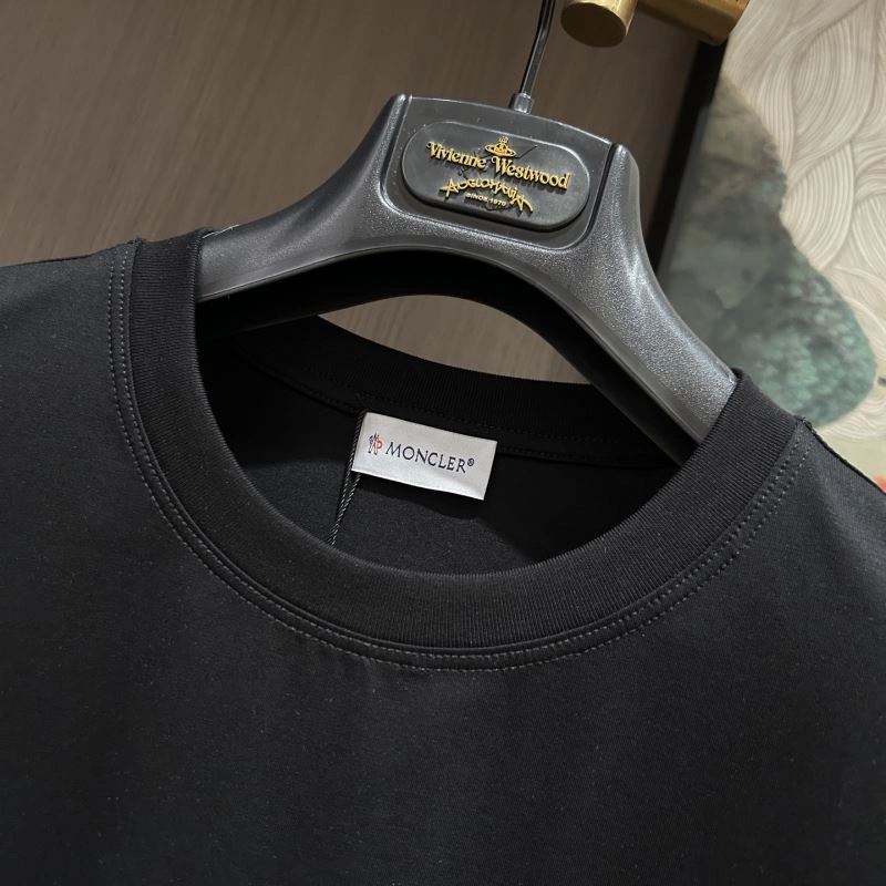Moncler T-Shirts EyeCatching 140063