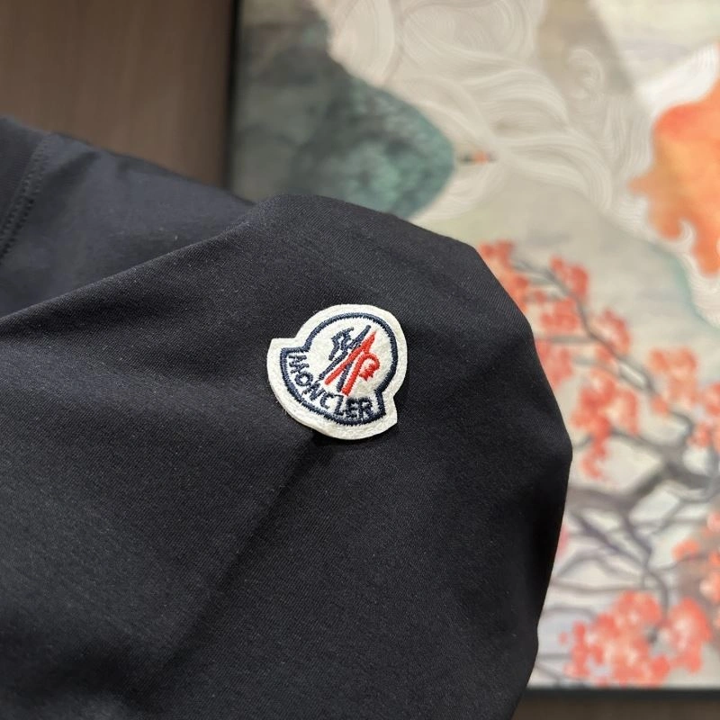 Moncler T-Shirts EyeCatching 140063