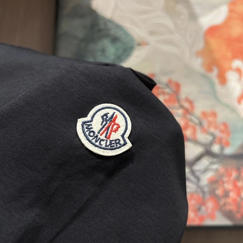 Youthful Moncler T-Shirts 140067