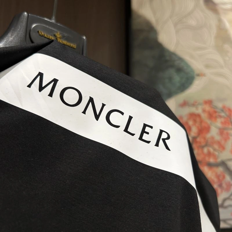 Youthful Moncler T-Shirts 140067