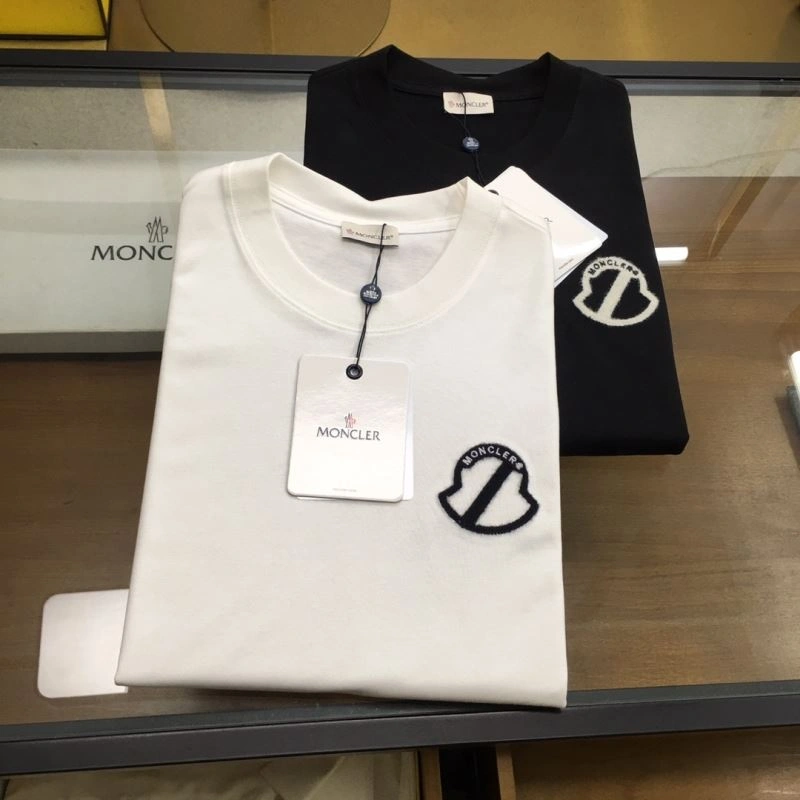 Moncler T-Shirts Seasonal 140062