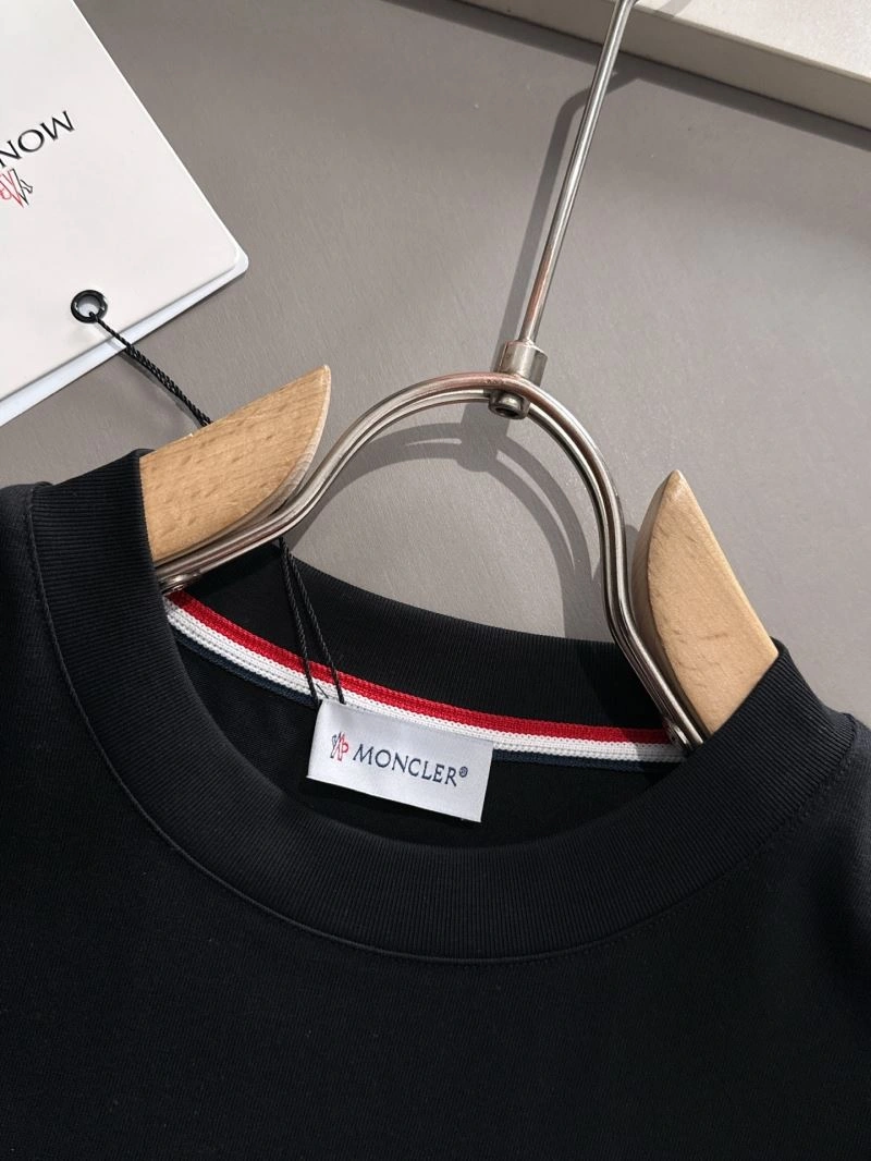 Practical Moncler T-Shirts 140054