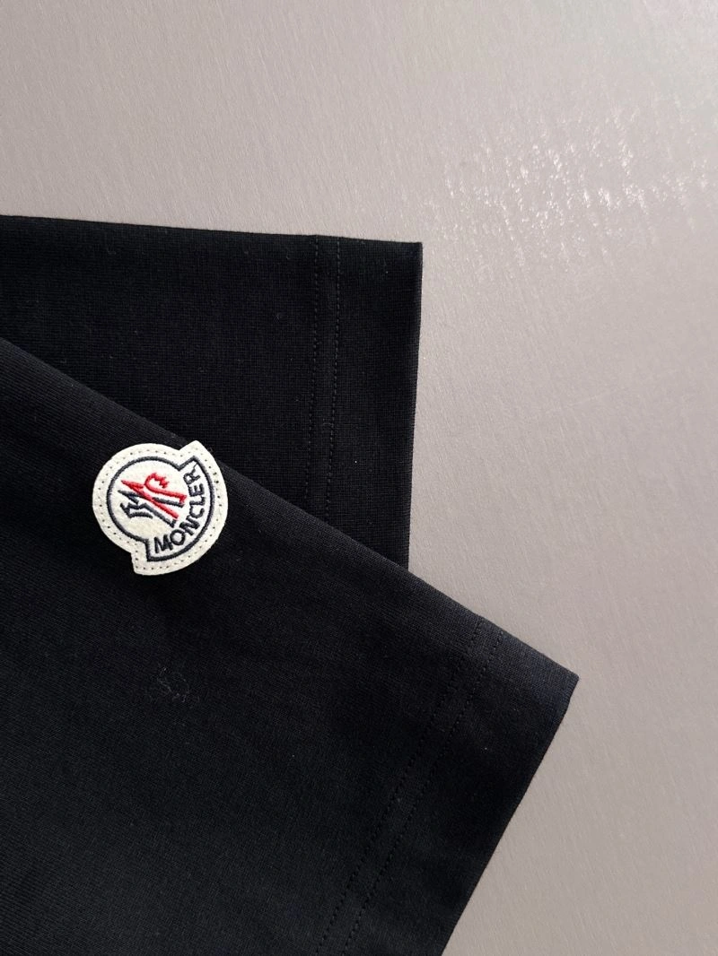 Practical Moncler T-Shirts 140054