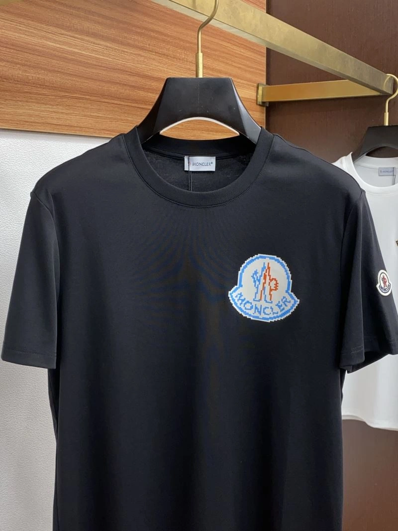 Flexible Moncler T-Shirts 140053