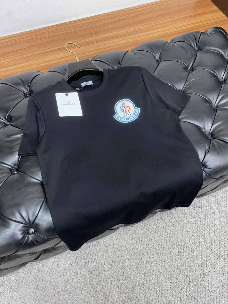 Flexible Moncler T-Shirts 140053