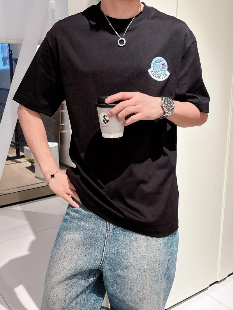 Moncler T-Shirts AllSeason 140050