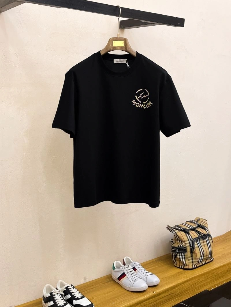 Moncler T-Shirts Original 140035
