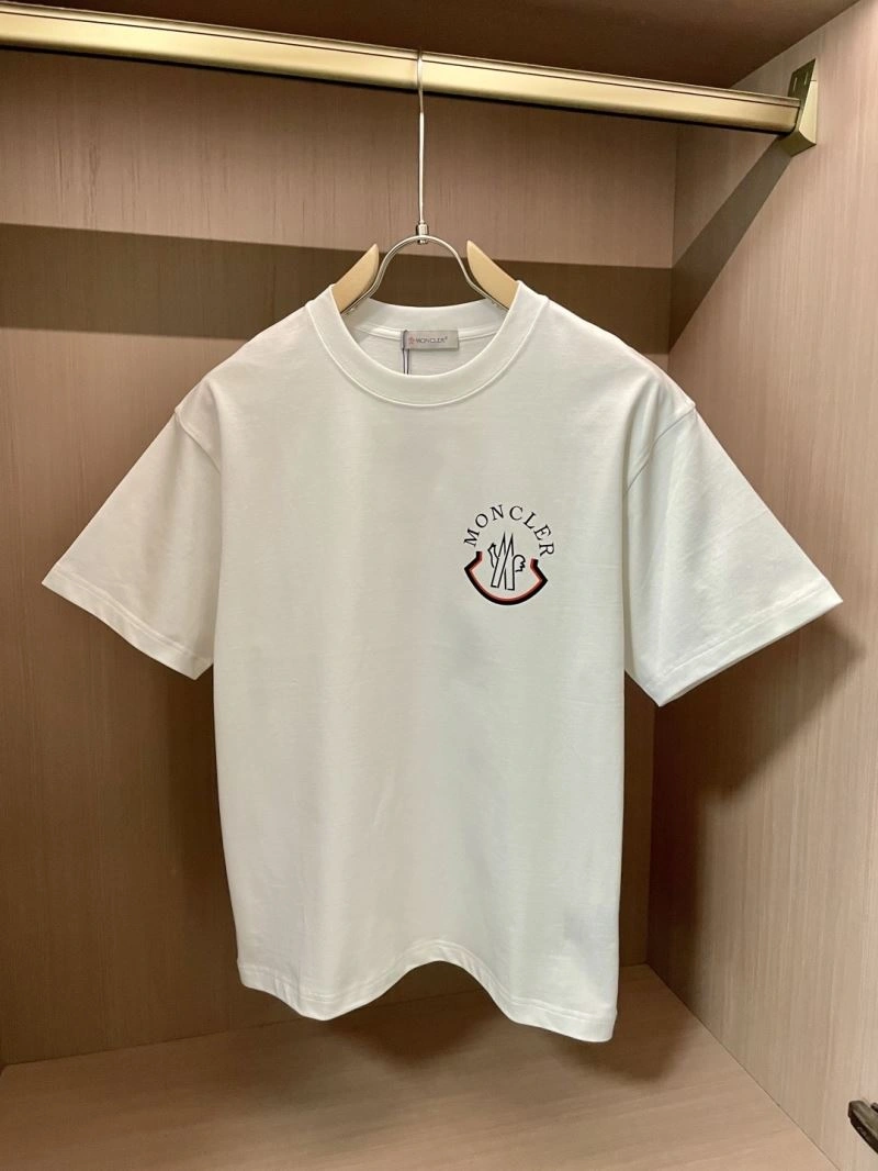 Moncler T-Shirts WaterResistant 140046