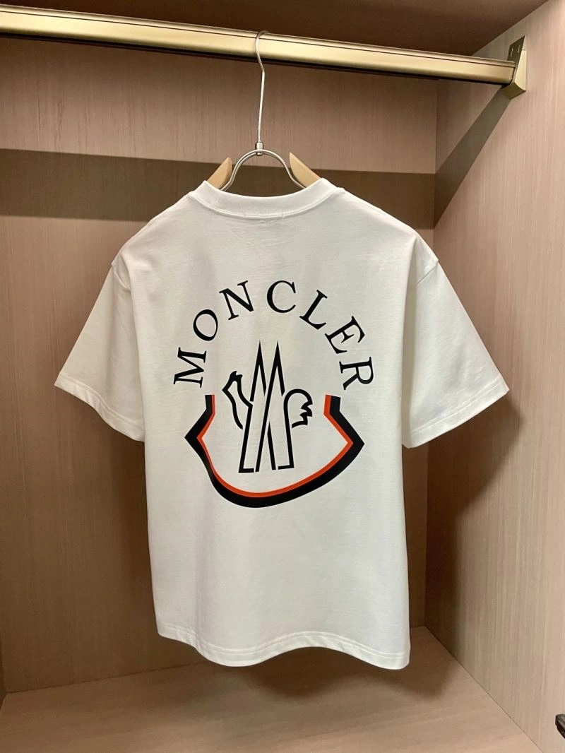 Moncler T-Shirts WaterResistant 140046
