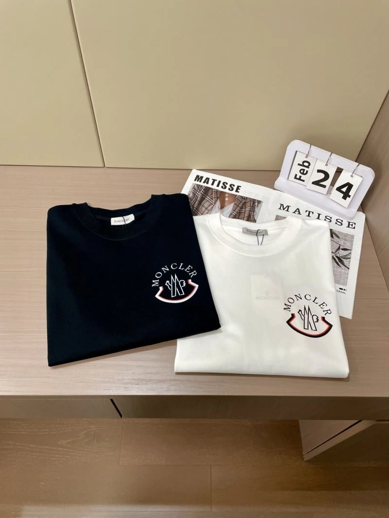 Moncler T-Shirts WaterResistant 140046