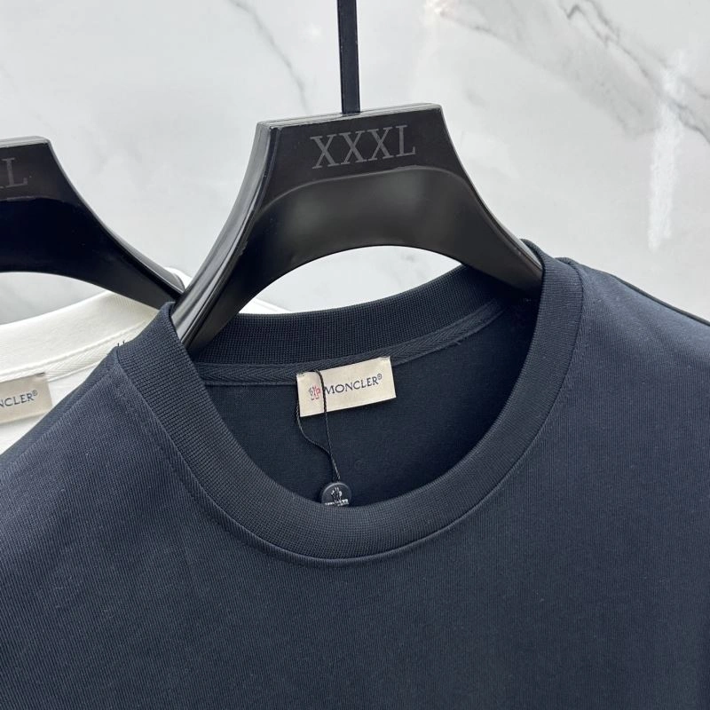 OdorResistant Moncler T-Shirts 140038