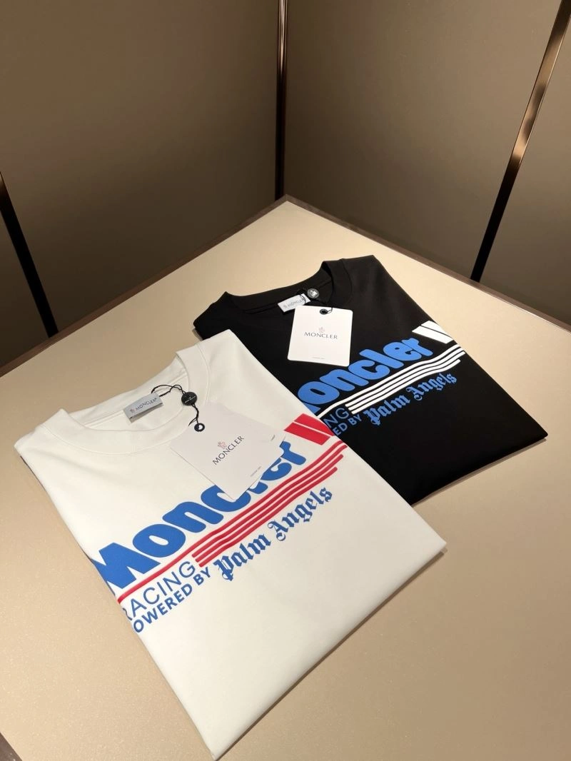 Elegant Moncler T-Shirts 140031