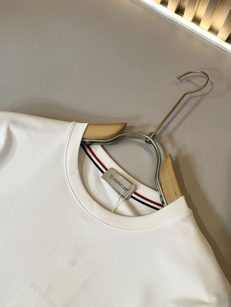 Moncler T-Shirts FastDry 140037