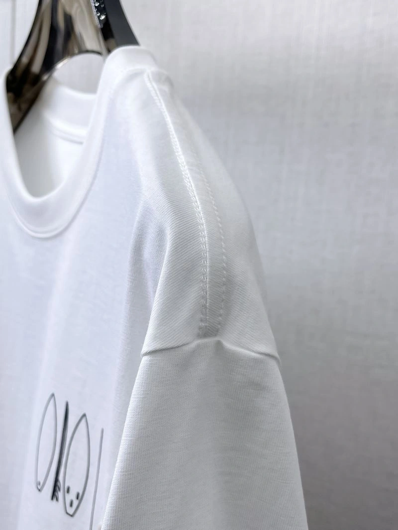 Bold Moncler T-Shirts 140034