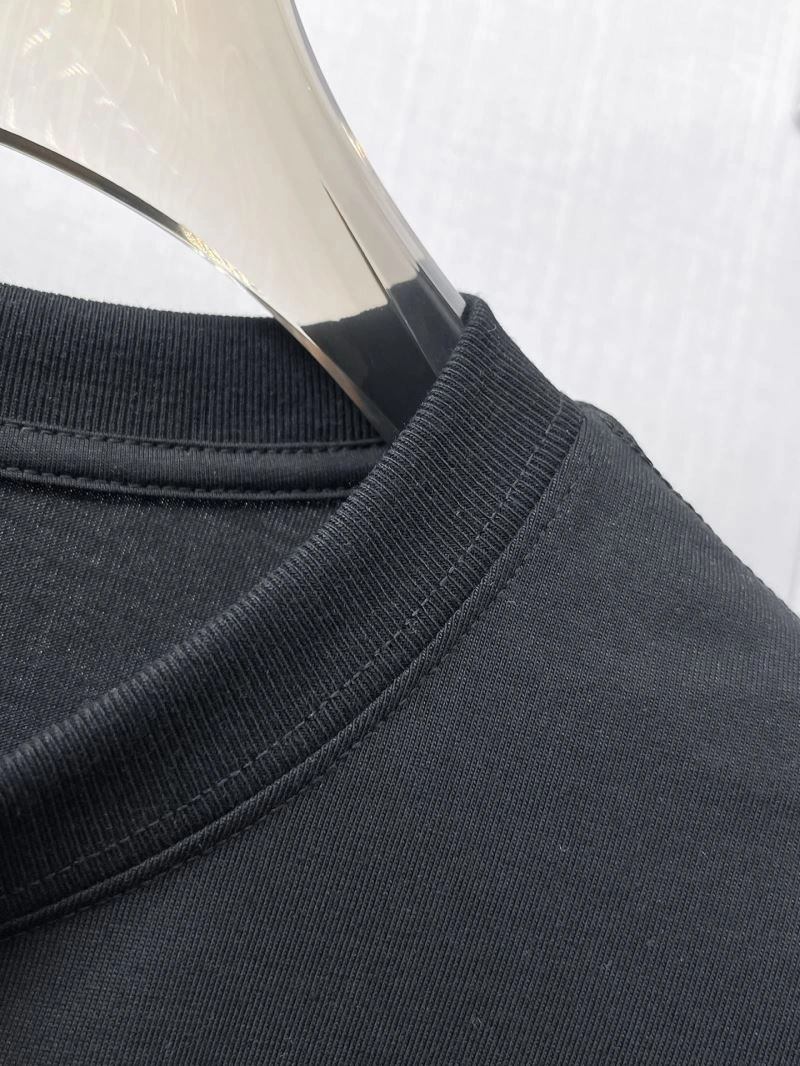 Moncler T-Shirts WaterResistant 140040