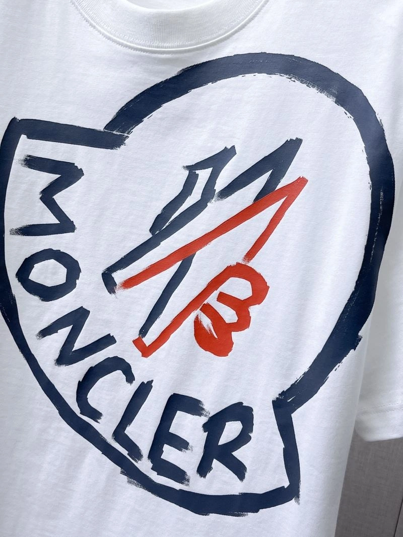 Moncler T-Shirts Breathable 140039