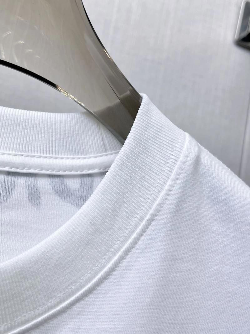 Moncler T-Shirts Breathable 140039