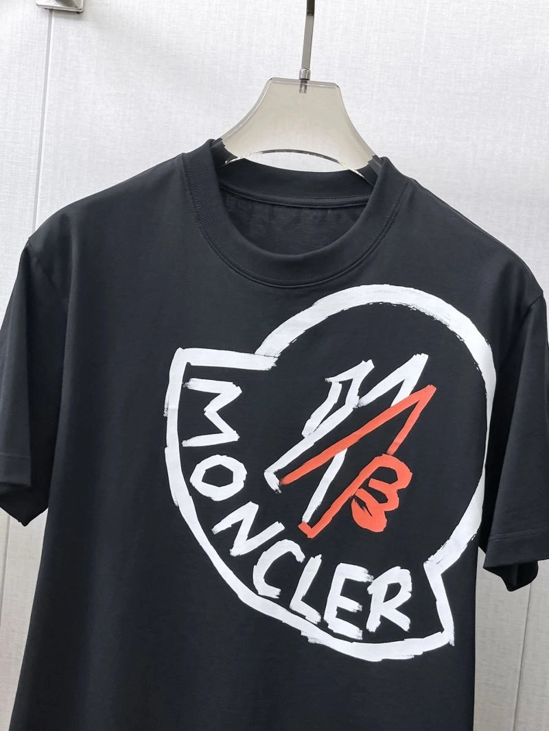 Chic Moncler T-Shirts 140033