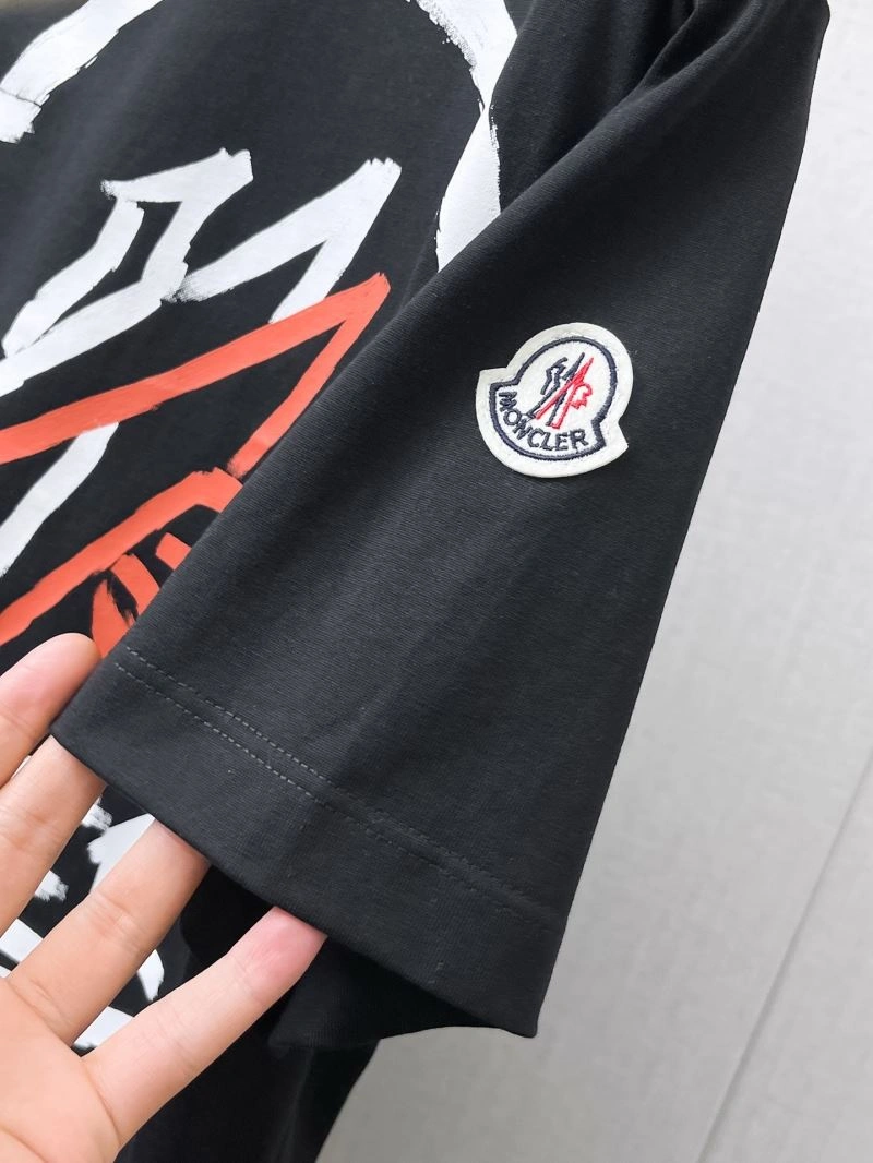 Chic Moncler T-Shirts 140033