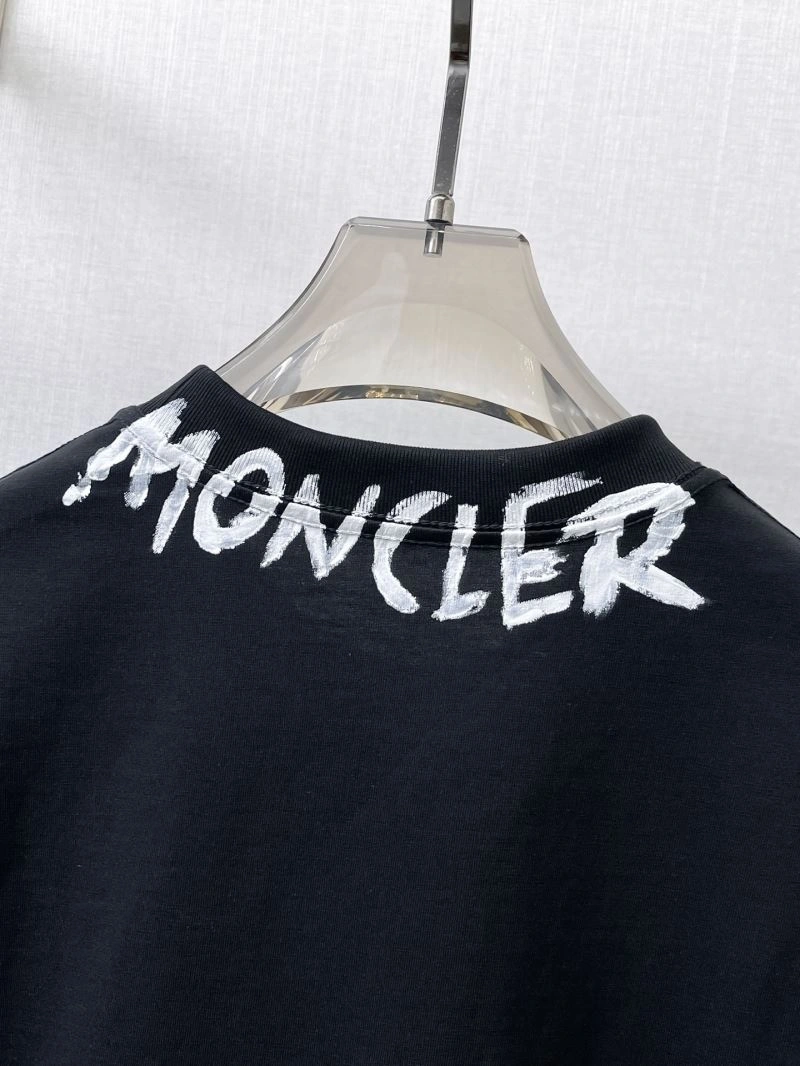 Chic Moncler T-Shirts 140033