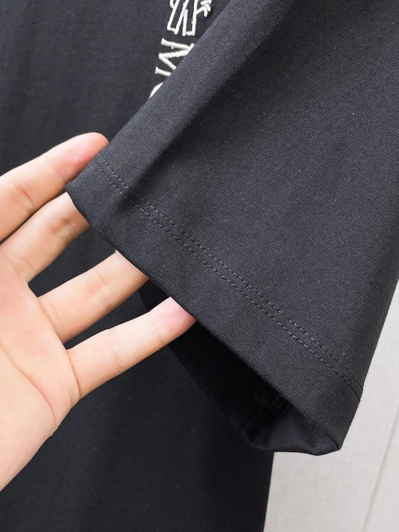 Moncler T-Shirts Stylish 140026