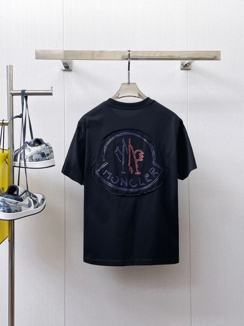 Casual Moncler T-Shirts 140030