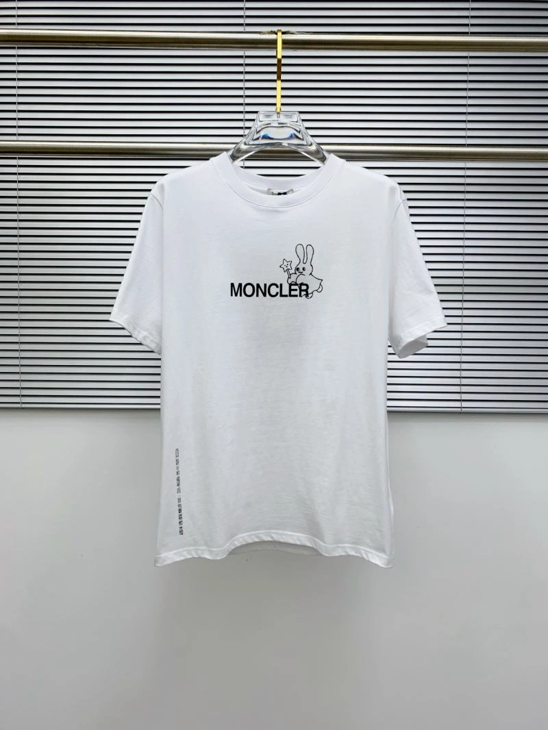 Moncler T-Shirts UrbanChic 140018