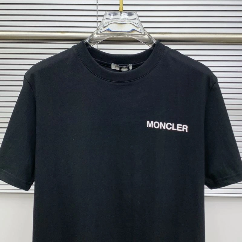 Moncler T-Shirts TimelessDesign 140022