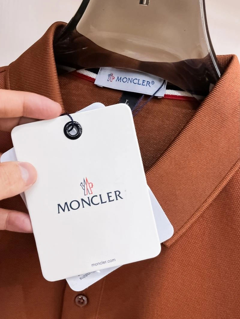 Moncler T-Shirts WellDesigned 140015