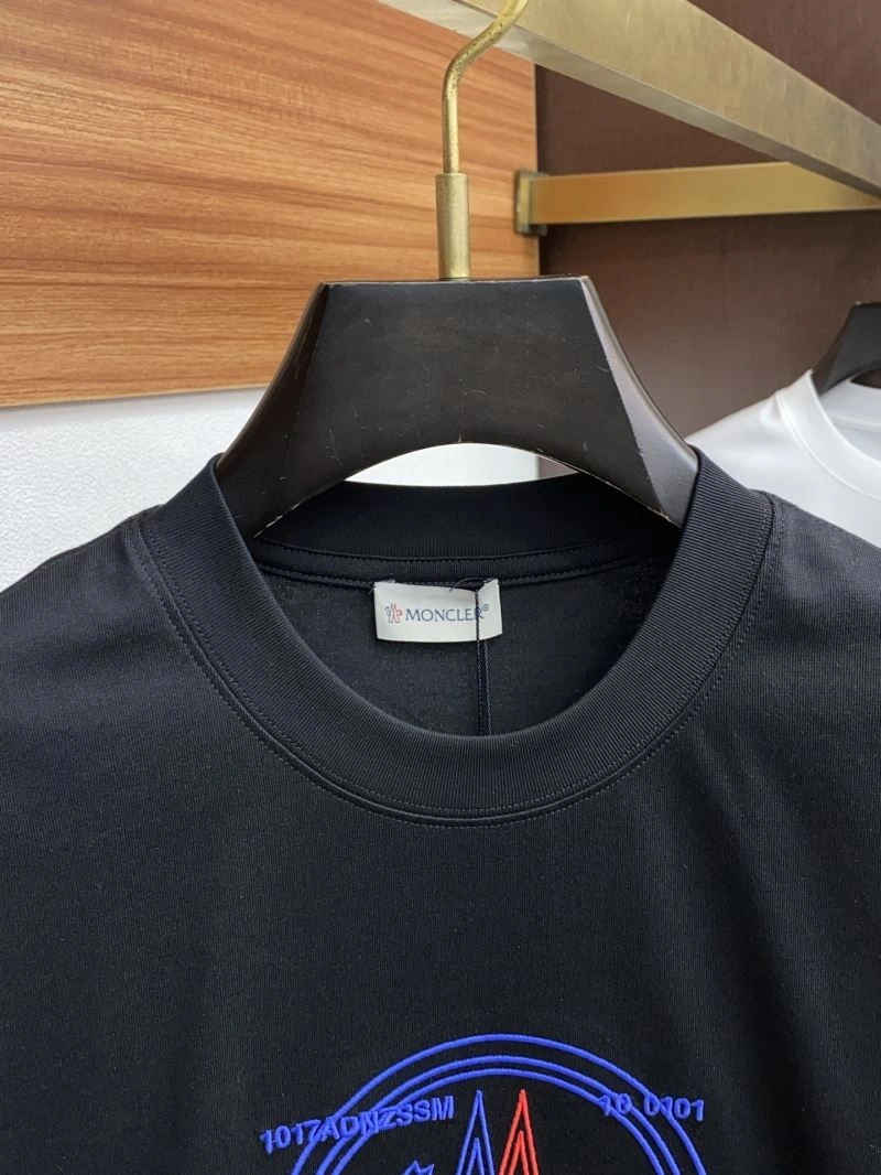 Moncler T-Shirts TechFriendly 140012