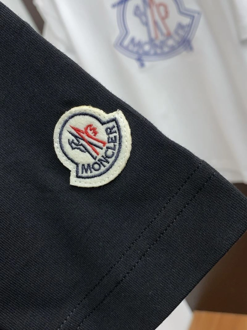 Moncler T-Shirts TechFriendly 140012