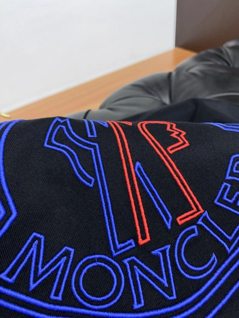 Moncler T-Shirts TechFriendly 140012