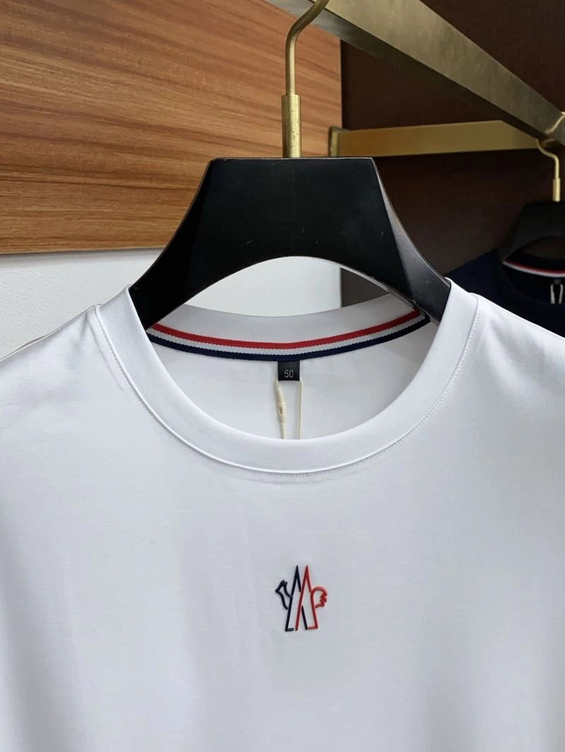 Moncler T-Shirts Durable 140011