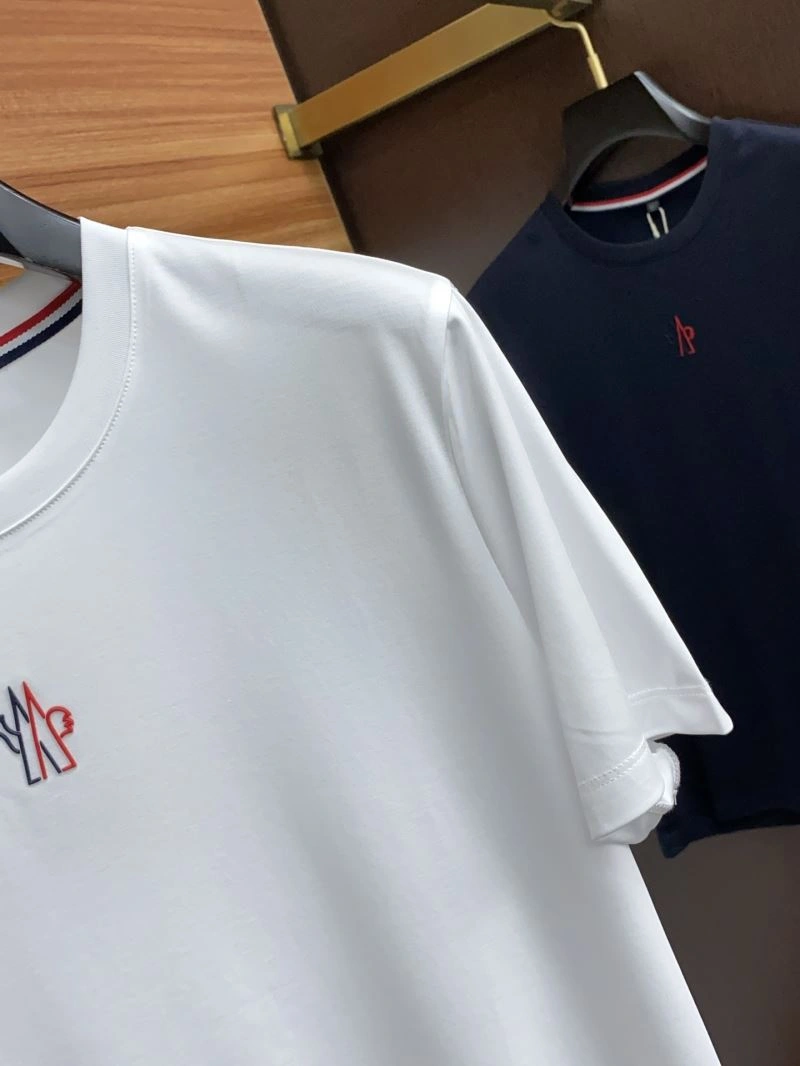 Moncler T-Shirts Durable 140011