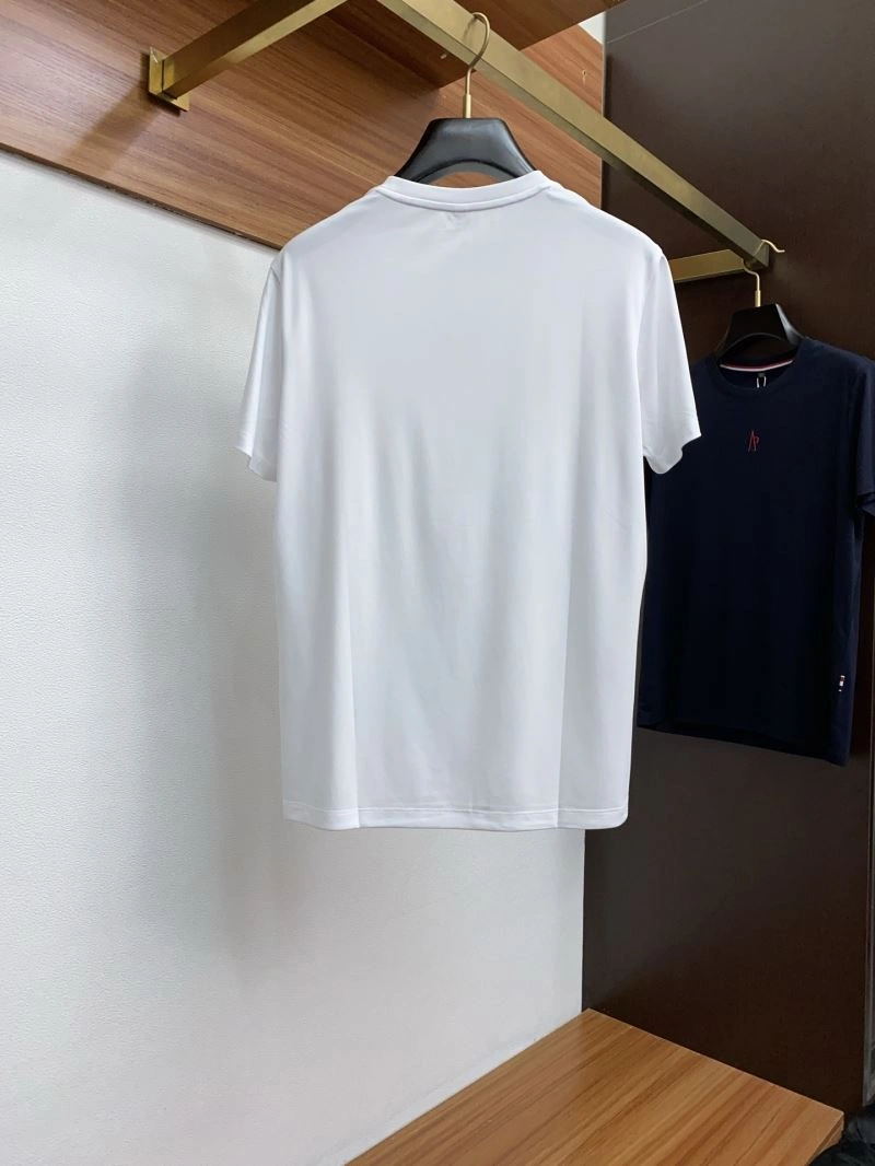 Moncler T-Shirts Durable 140011