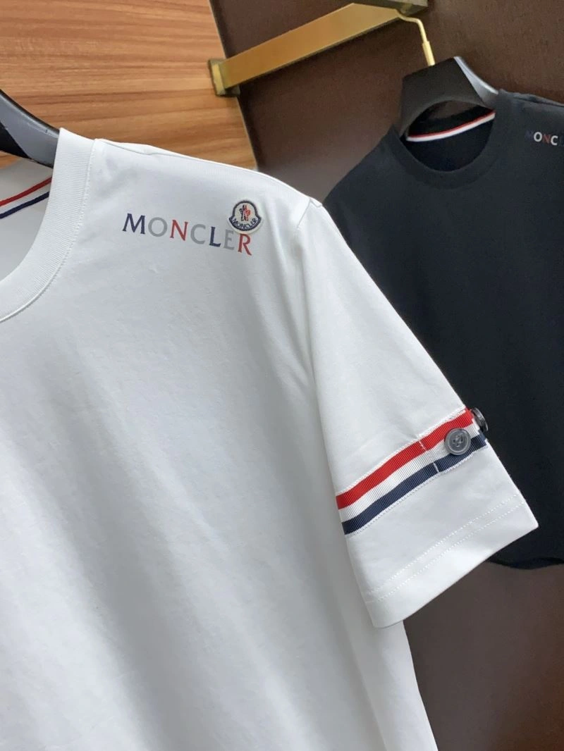 Moncler T-Shirts UrbanStyle 140007