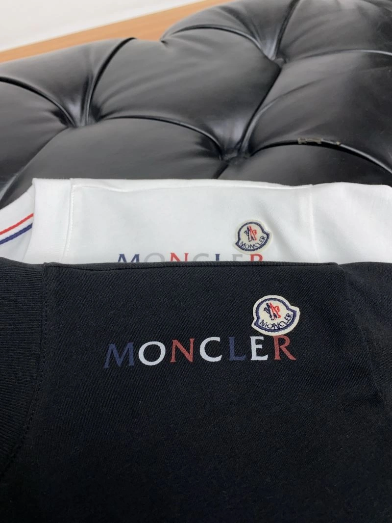 Moncler T-Shirts UrbanStyle 140007