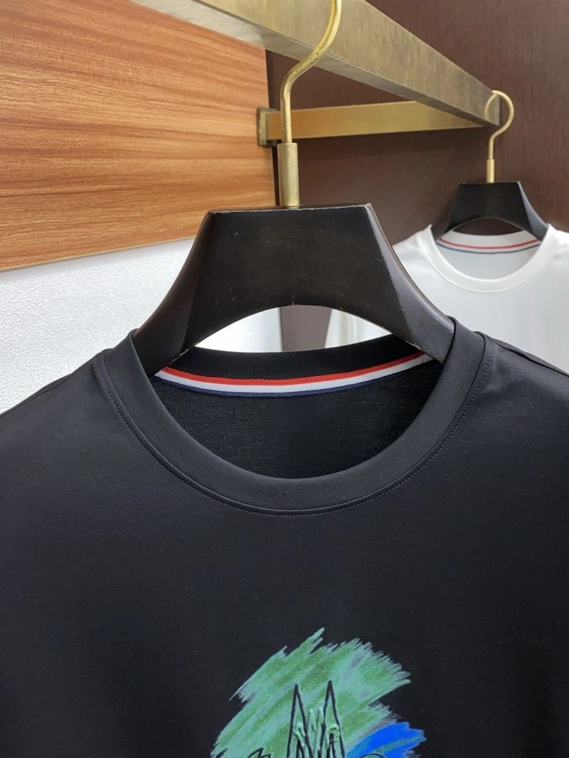 Moncler T-Shirts Durable 140006