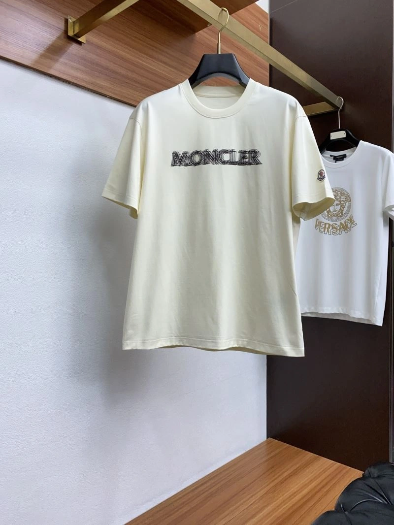 Refined Moncler T-Shirts 140004