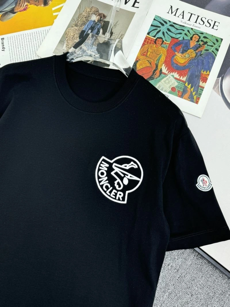 Moncler T-Shirts Thermal 139997