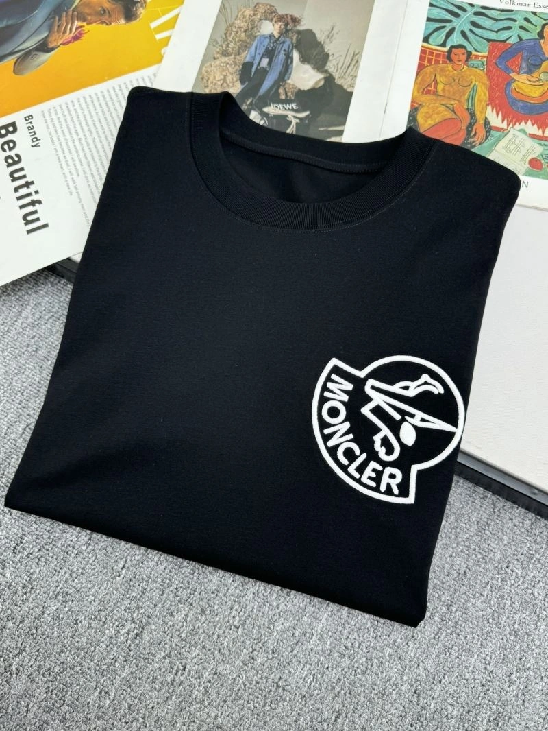 Moncler T-Shirts Thermal 139997