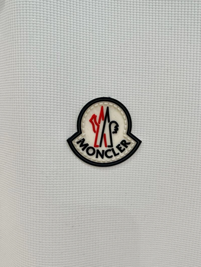Functional Moncler T-Shirts 140056