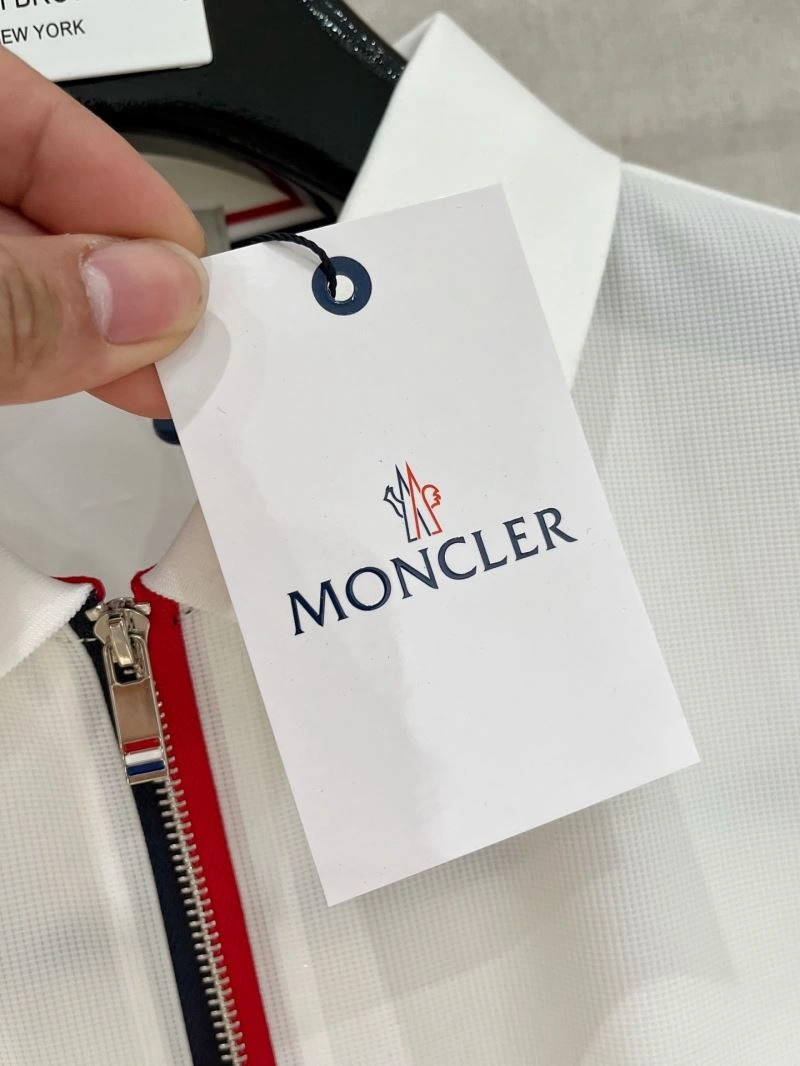 Functional Moncler T-Shirts 140056